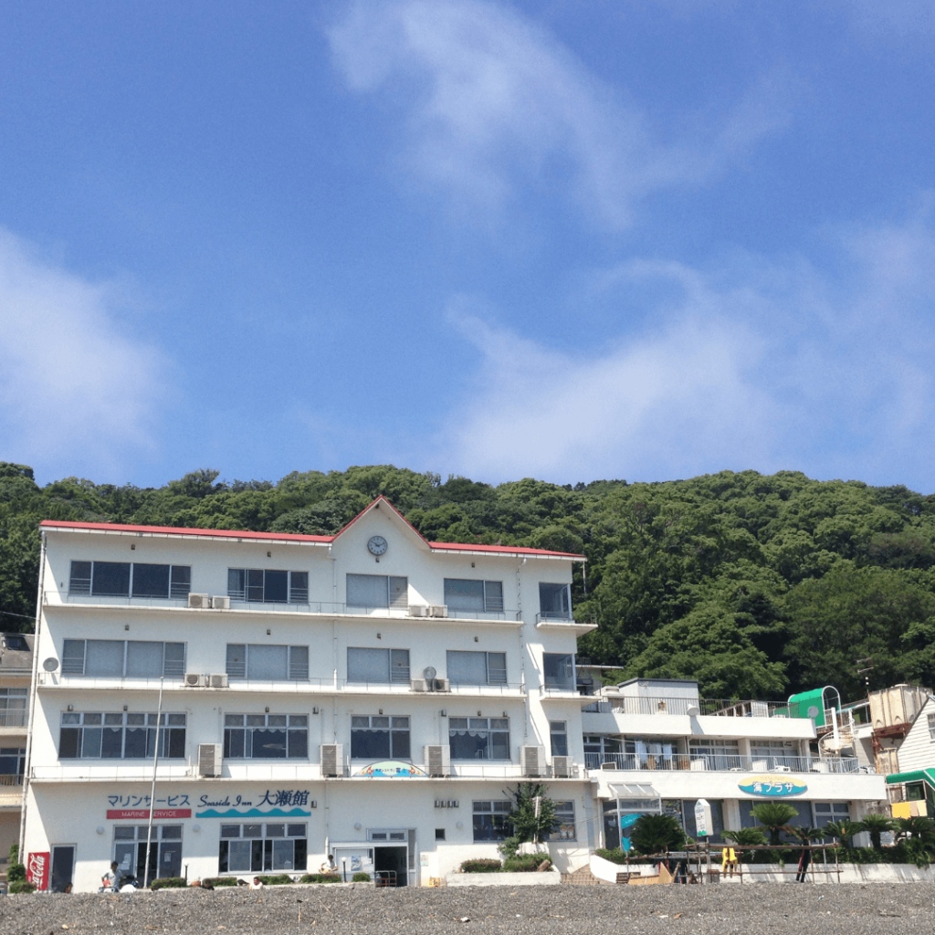 大瀬館の外観