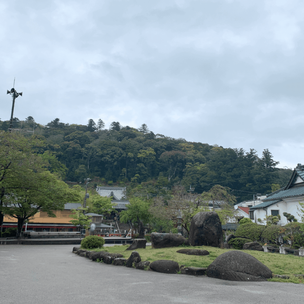 独鈷の湯公園