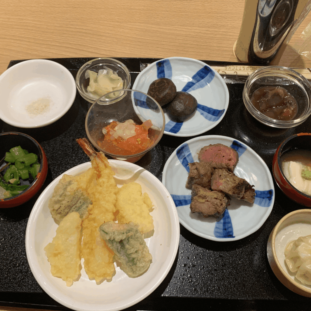 ビュッフェスタイルの晩御飯