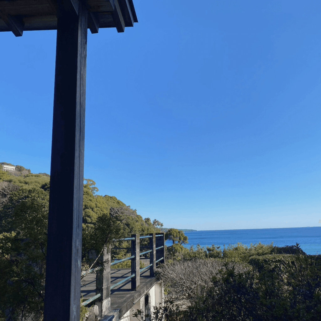 客室から見える海