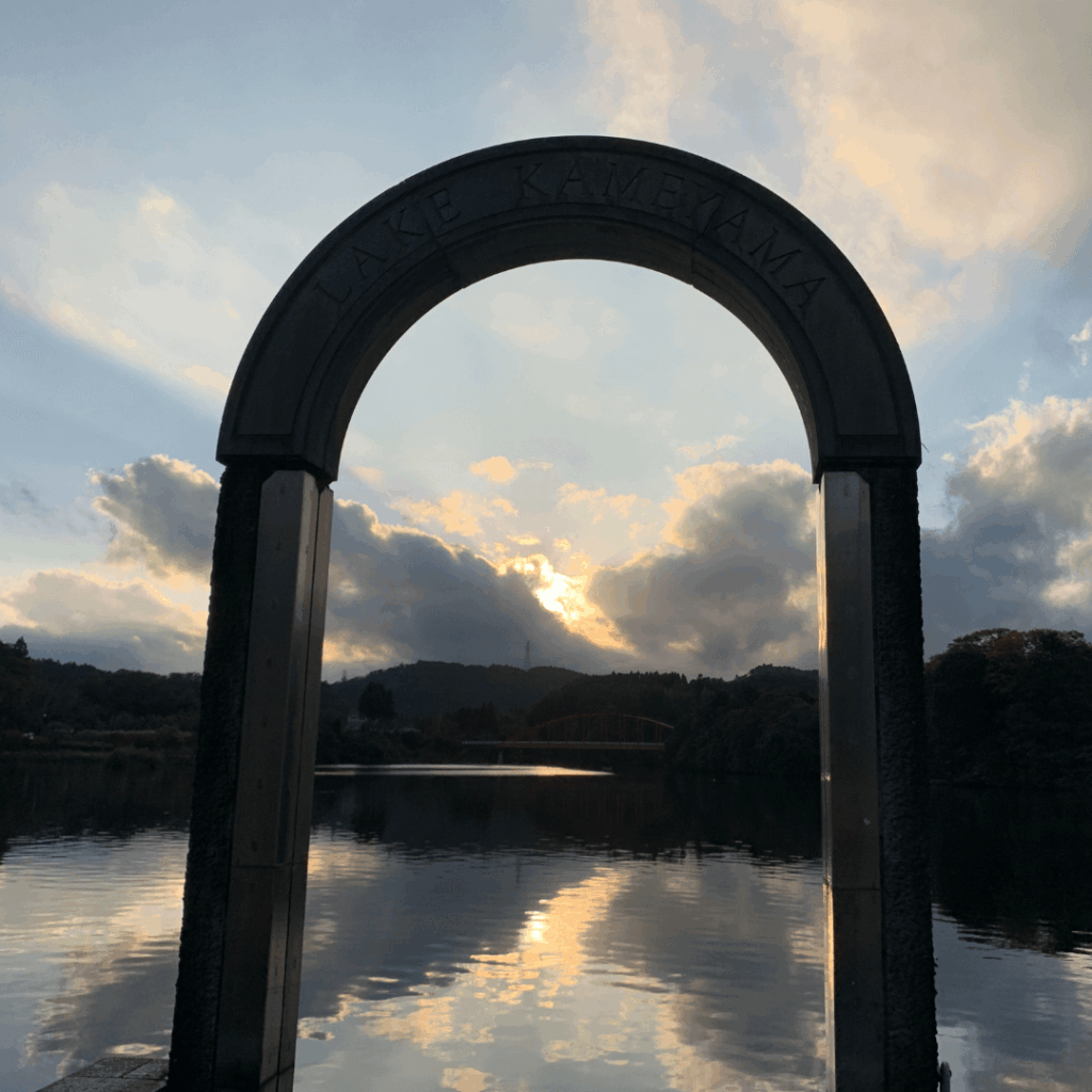 LAKE KAMEYAMA