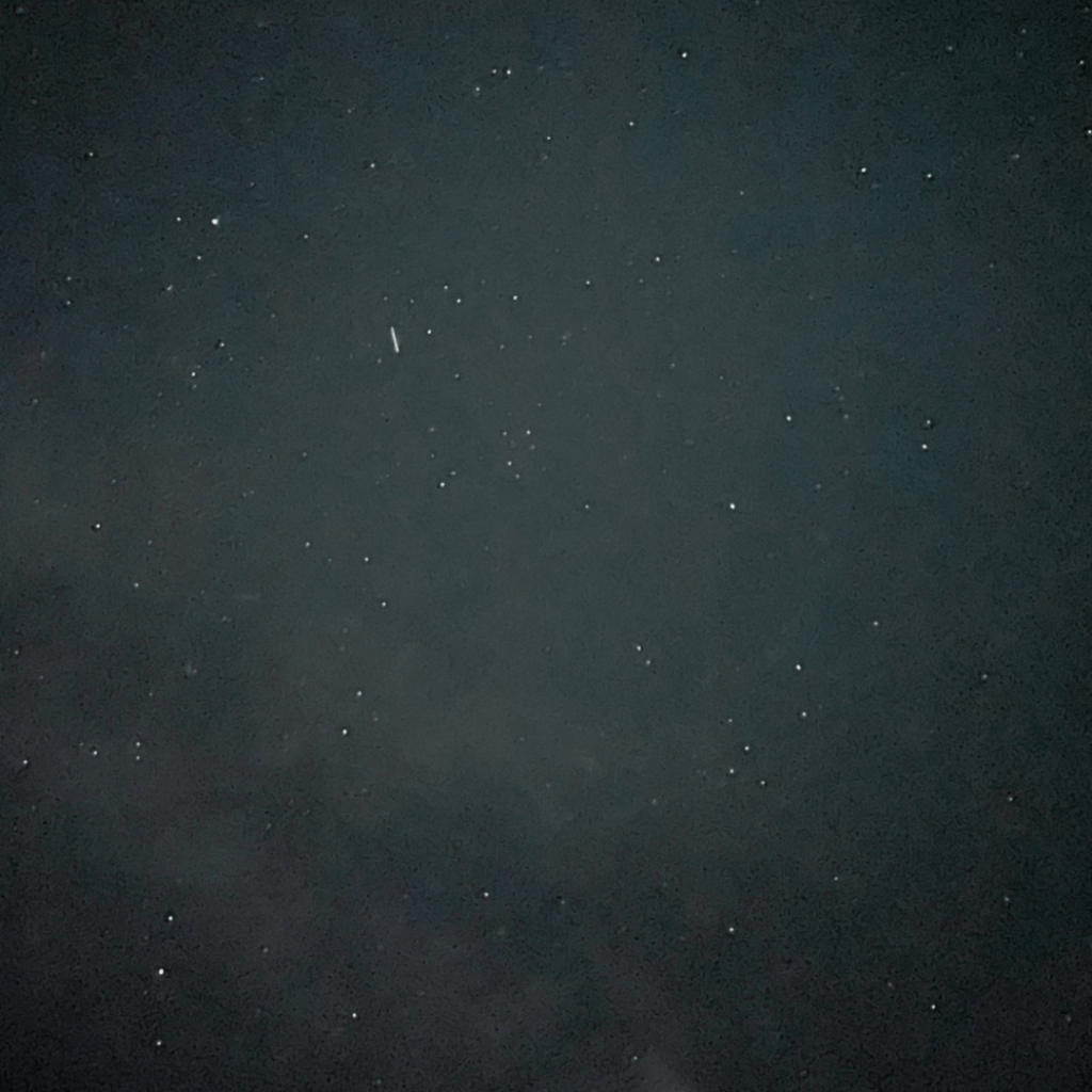 肉眼だと吸い込まれるような星空でした
