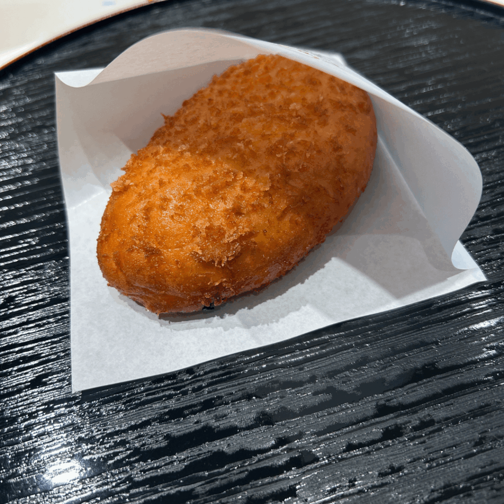 ふぐの身入りカレーパン